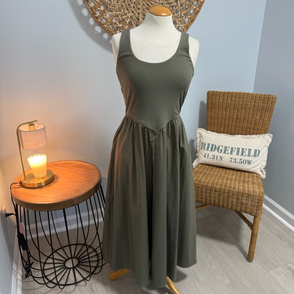 Sleeveless Olive Green Midi Dress - Classic Scoop Neck